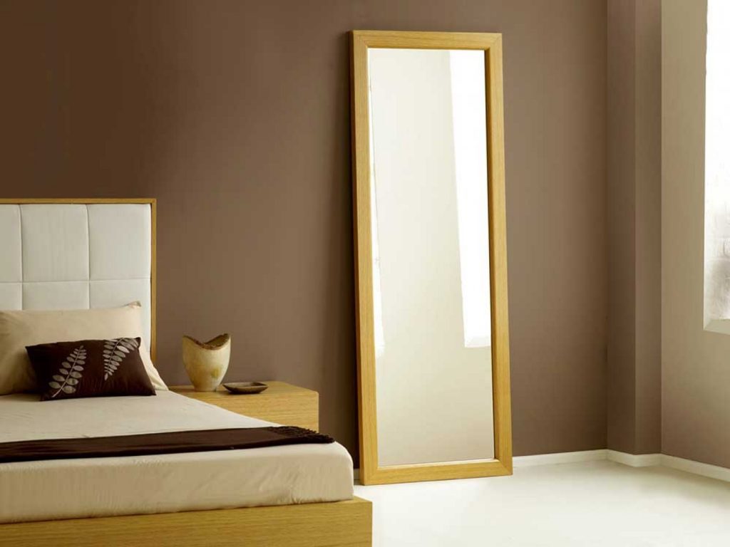 bedroom-mirror-dresser-decorating-floor-ceiling-lighting-furniture-vanity