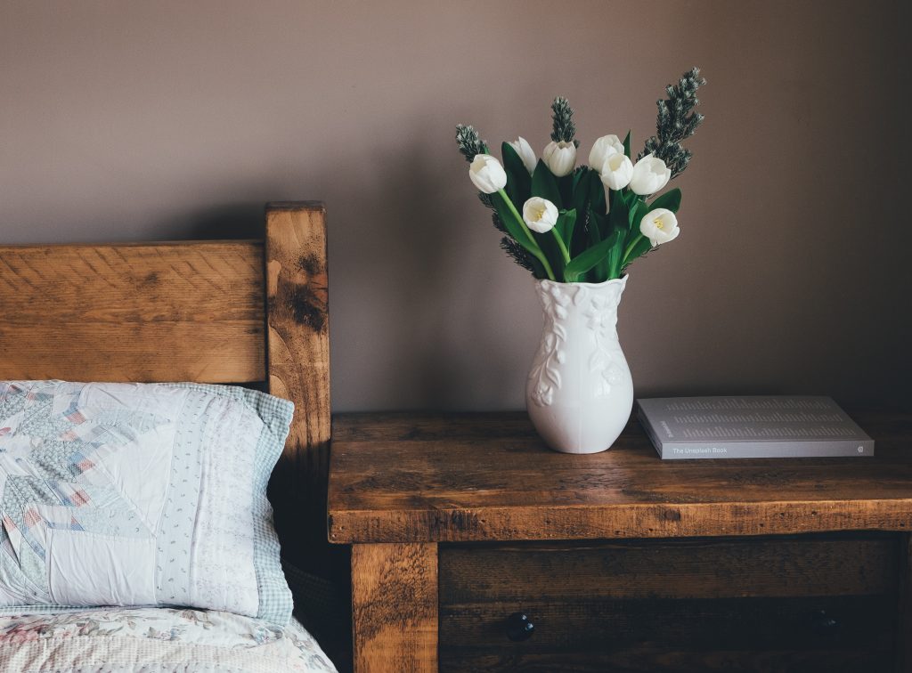 Wooden-Tables-for-Bedroom