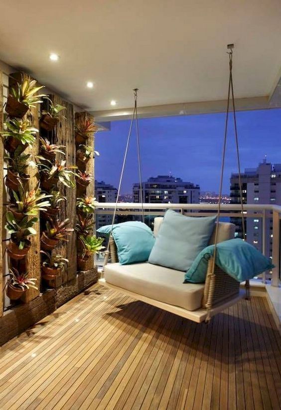 cozy_balcony_decor_idea