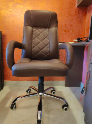 Executive_HighBack_Office_Revolving_Chair